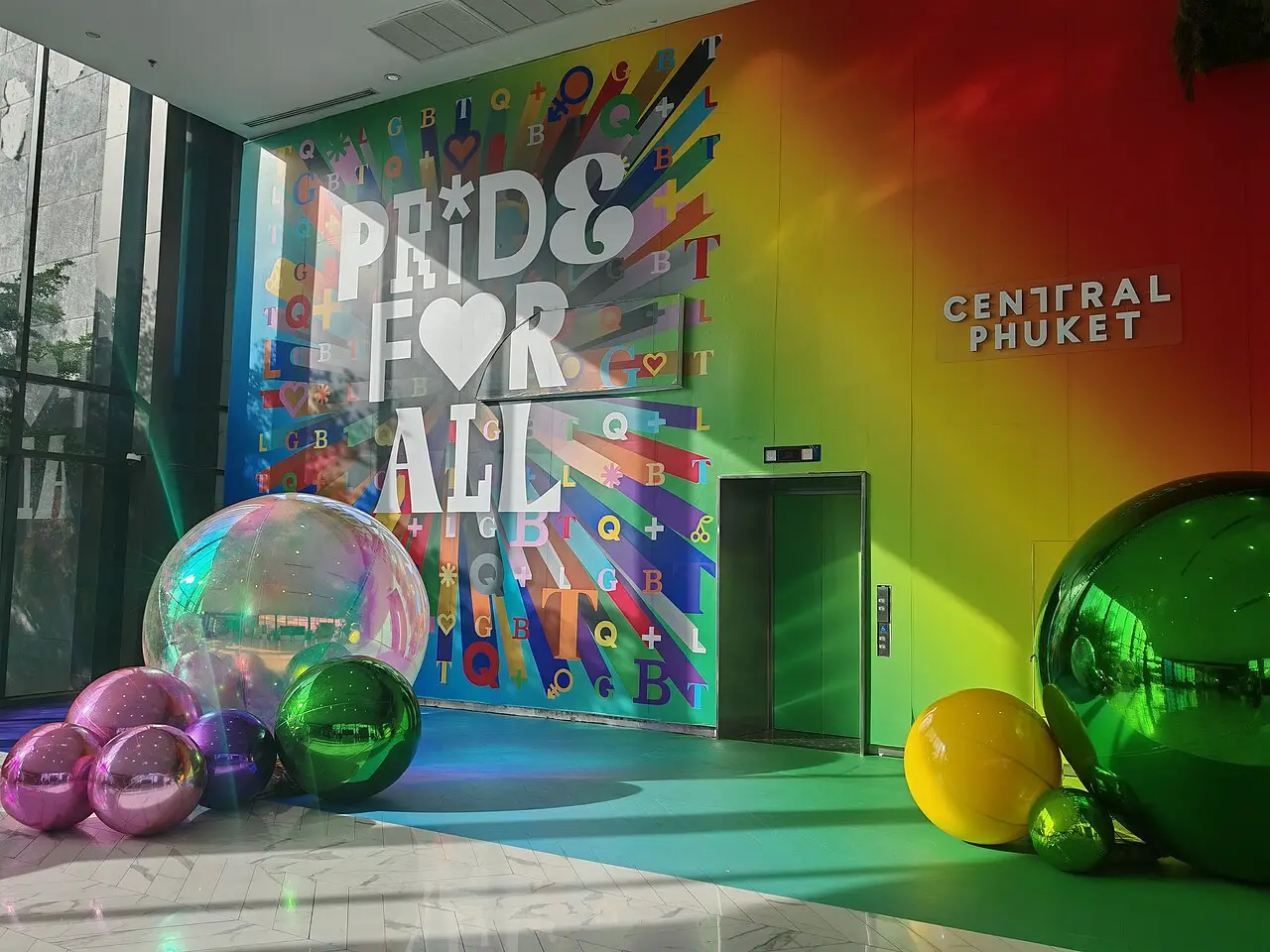 Central Phuket shoppingcenter